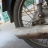 Khí thải xe máy độc hại hơn khí thải ô tô