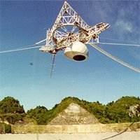 Khoảnh khắc kính viễn vọng lớn thứ 2 thế giới đổ sập