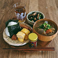 Kiểu ăn cơm người Nhật yêu thích vừa giúp hạ đường huyết lại hỗ trợ nuôi dưỡng lợi khuẩn
