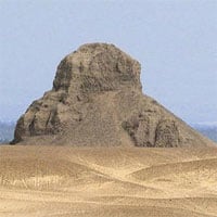 Kim tự tháp Đen và bi kịch chìm sâu vào quên lãng: Nghìn năm sau không thoát khỏi thảm cảnh đạo mộ