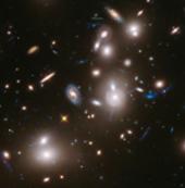 Kính thiên văn “du hành” ngược thời gian 13,2 tỉ năm