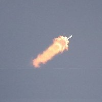 Một động cơ tên lửa của SpaceX nổ trong khi thử nghiệm