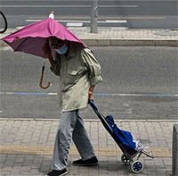 Nắng nóng gia tăng, hàng triệu người cao tuổi đối mặt nguy hiểm