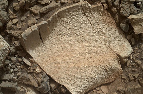 NASA tìm thấy phiến đá có khả năng từng chứa sự sống trên Sao Hỏa