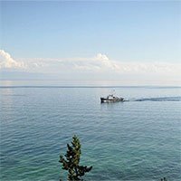 Nga thả kính viễn vọng xuống hồ Baikal để nghiên cứu vũ trụ