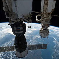 Ngày mai, Nga phóng tàu đặc biệt giải cứu 3 phi hành gia NASA-Roscosmos