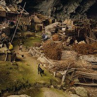 Ngôi làng có 100 người sống trong hang động, tách biệt với thế giới bên ngoài