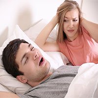 Ngủ ngáy có thể là dấu hiệu sớm của sa sút trí tuệ, rối loạn trí nhớ