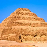 Người Ai Cập cổ đại có thể dùng thang thủy lực để xây kim tự tháp