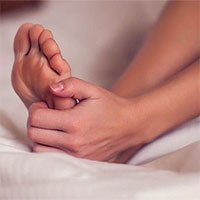 Nguyên nhân gây đau nhức chân sau khi ngủ dậy