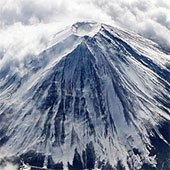 Nhật Bản tố Trung Quốc làm ô nhiễm núi Phú Sĩ