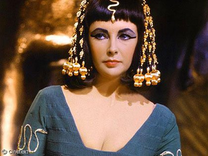 Nữ hoàng Cleopatra là 'người gốc Phi'