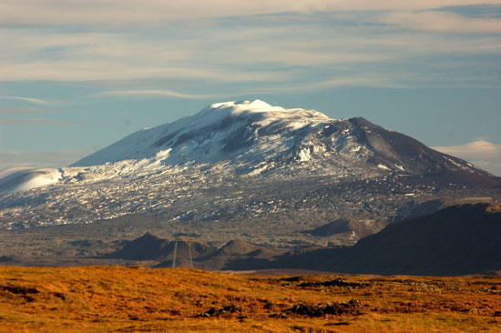 Núi lửa đáng sợ nhất Iceland 'sắp phun trào'