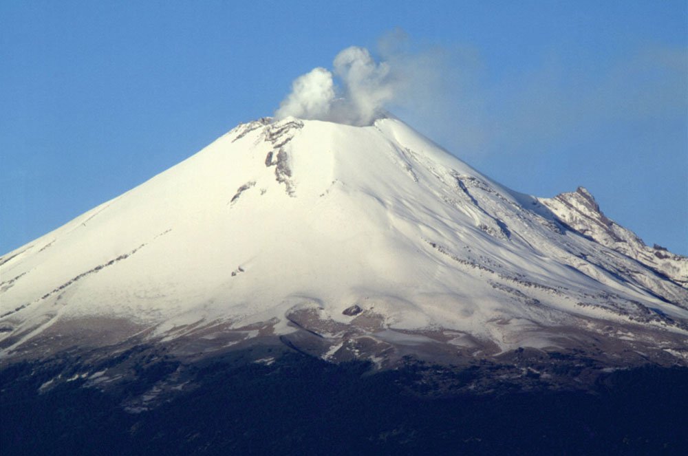 Núi lửa mạnh nhất Mexico nổ rầm rầm