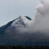 Núi lửa phun trào ở Indonesia, 6000 người sơ tán