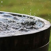 Nước mưa trên khắp thế giới đều có các hóa chất gây ung thư, khuyến cáo không sử dụng