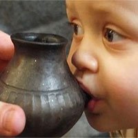 Phát hiện bình sữa 3.000 năm tuổi của trẻ em tiền sử