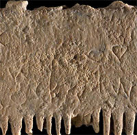 Phát hiện chiếc lược ngà 3.700 năm khắc lời ước diệt chấy