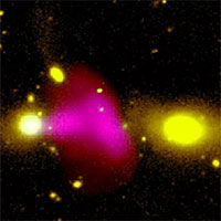 Phát hiện hố đen phóng plasma bắn phá thiên hà lân cận