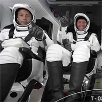 Phi hành đoàn tư nhân đầu tiên đặt chân lên Trạm Vũ trụ Quốc tế