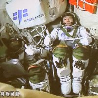 Phi hành gia Trung Quốc bắt đầu nhiệm vụ trên trạm Thiên Cung 2