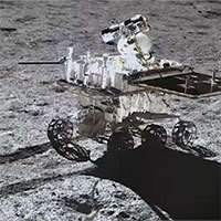 Robot Trung Quốc lập kỷ lục hoạt động lâu nhất trên Mặt Trăng