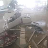 Sân bay nguy hiểm nhất thế giới tan hoang vì siêu bão Irma
