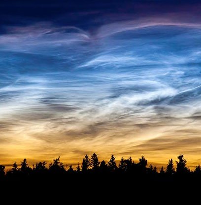 Sao băng có thể tạo nên mây phát sáng