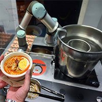 Singapore chế tạo robot đầu bếp