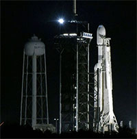 SpaceX phóng vệ tinh khổng lồ vào không gian
