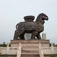 Sư tử sắt 32 tấn tồn tại hàng nghìn năm nhưng lại bị đổ vỡ do 