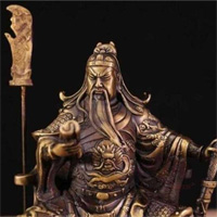 Tại sao các bức tượng điêu khắc Quan Vũ đều nhắm mắt?