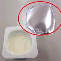 Tại sao nắp sữa chua sản xuất tại Nhật lại không hề bị dính sữa chua?