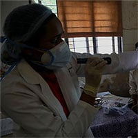 Tại sao những người mắc Covid-19 tại Ấn Độ lại có nguy cơ cao nhiễm nấm aspergillosis?