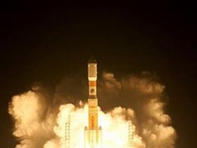 Tàu vũ trụ của Nhật lắp ghép thành công với ISS