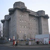 Tháp pháo phòng không khổng lồ của Đức