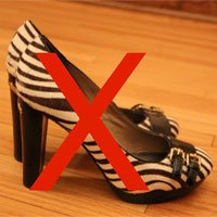 Thị trấn kỳ lạ ở Mỹ: Cấm mọi đôi giày cao gót vì một lý do cực kỳ bất ngờ