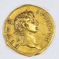 Tiền vàng 2.000 năm đúc hình hoàng đế La Mã được phong thần