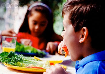 Trẻ con thích ăn rau củ nếu chúng có tên gọi kỳ lạ