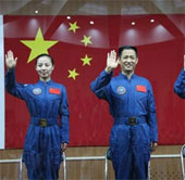 Trung Quốc công bố thời gian phóng Thần Châu 10