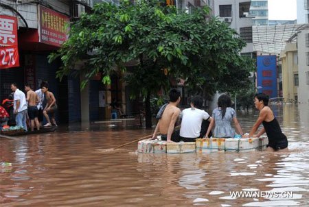 Trung Quốc đề phòng thảm họa địa chất gây lũ lụt