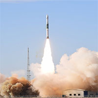 Trung Quốc phóng cùng lúc 6 vệ tinh
