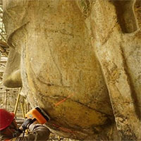 Trung Quốc tìm thấy tượng Phật nghìn năm mạ vàng bạc trong hang động