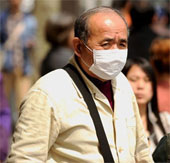 Trung Quốc: Virus cúm H7N9 dễ tấn công người già