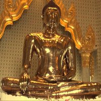 Tượng Phật vàng 5,5 tấn ẩn mình trăm năm dưới vỏ thạch cao