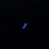 UFO màu xanh rơi xuống biển Hawaii