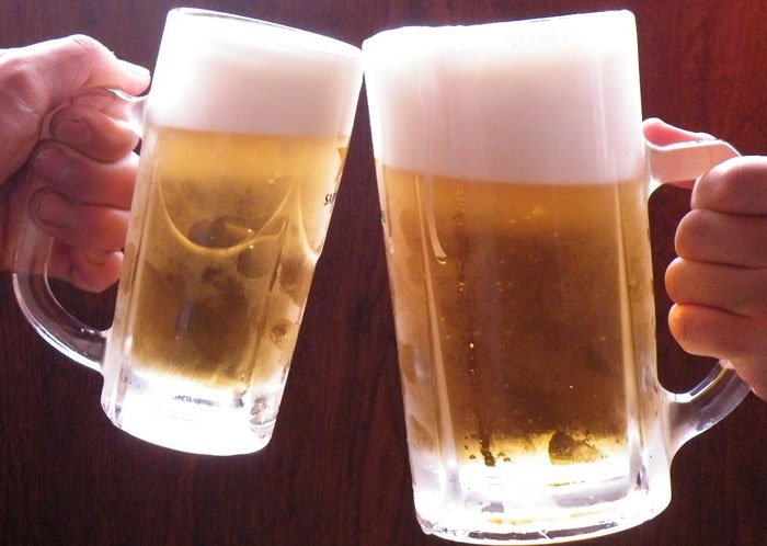 Uống bia điều độ có thể kiểm soát bệnh tiểu đường