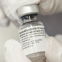 Vaccine của Pfizer có thể chống lại biến chủng mới