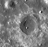 Vào thời khủng long, núi lửa trên Mặt Trăng từng hoạt động?