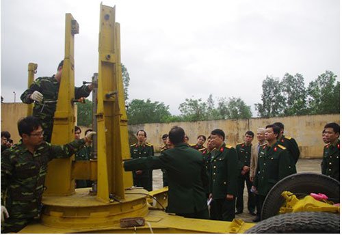 Việt Nam sản xuất thành công thỏi nhiên liệu hỗn hợp cho tên lửa